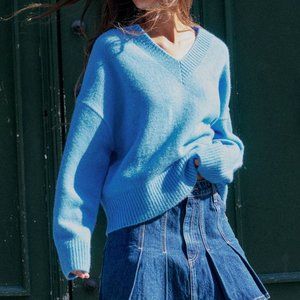 Zara Blue VNeck Sweater